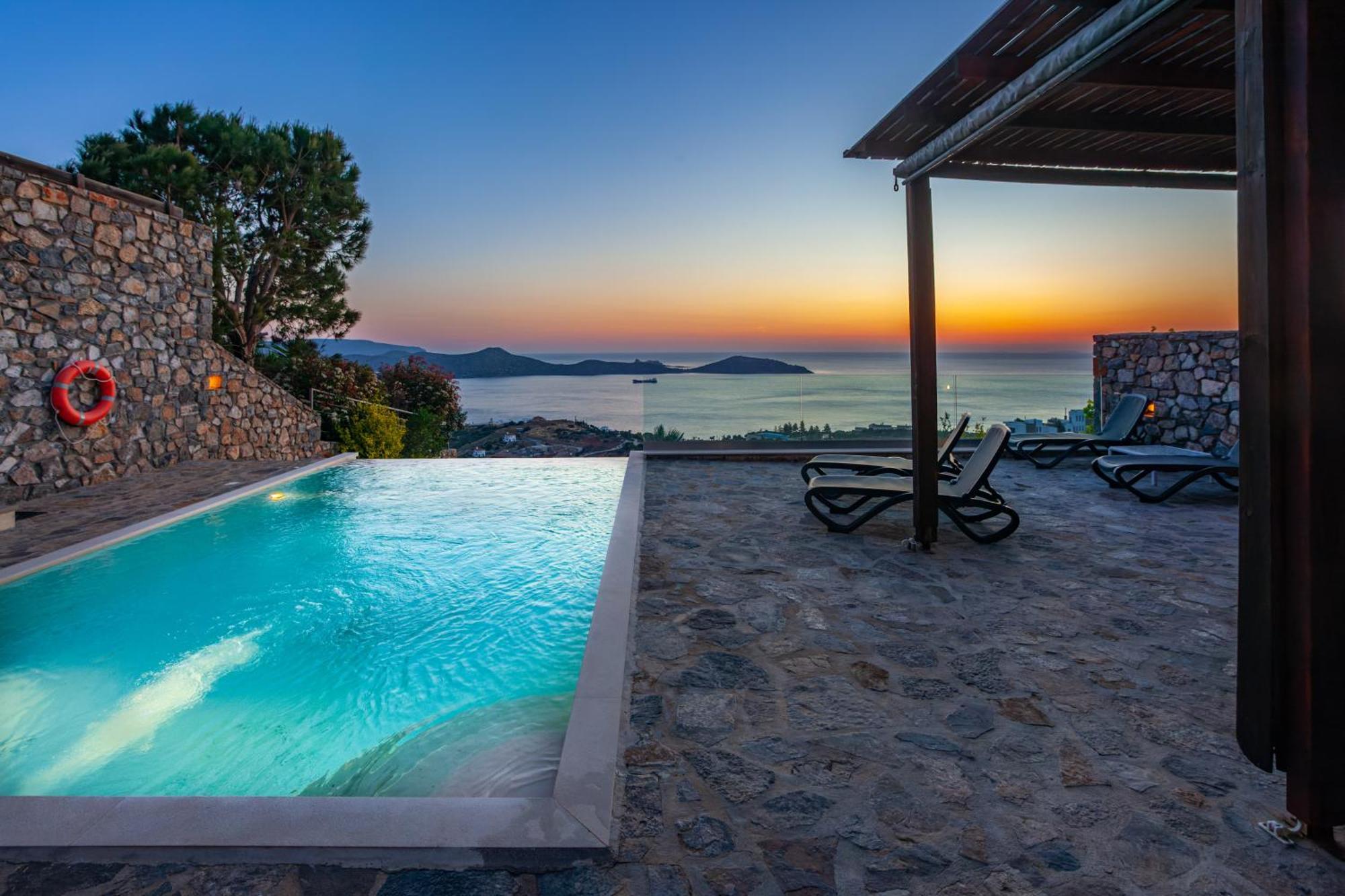 Elounda Sunrise Villa Exterior photo