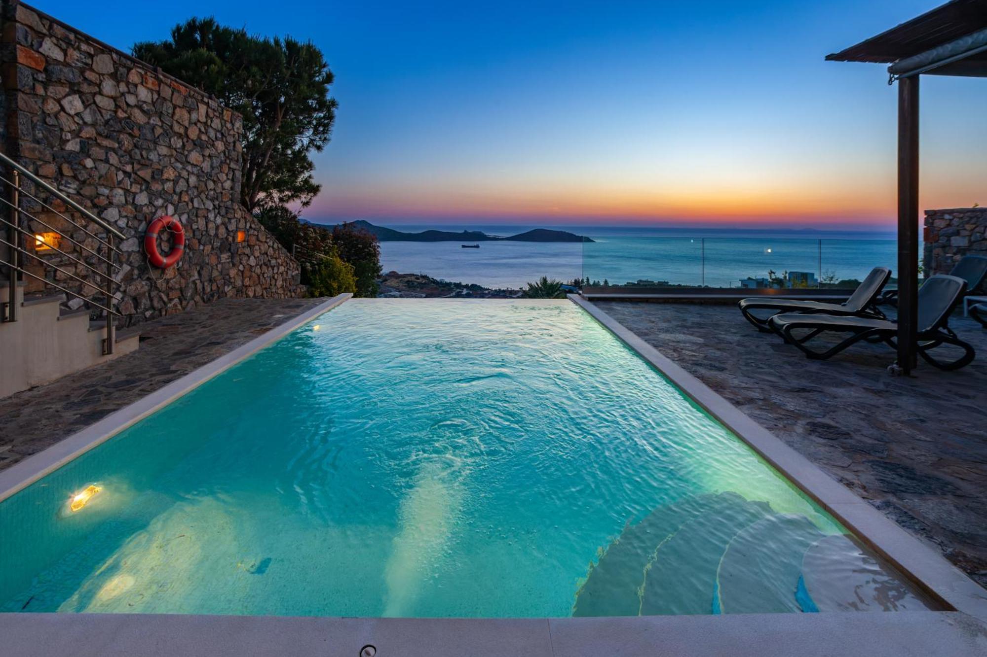 Elounda Sunrise Villa Exterior photo